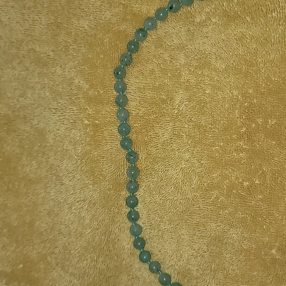 Vintage Beautiful Elephant Jade & 14k Gold  Necklace & Earrings - Picture 7 of 15